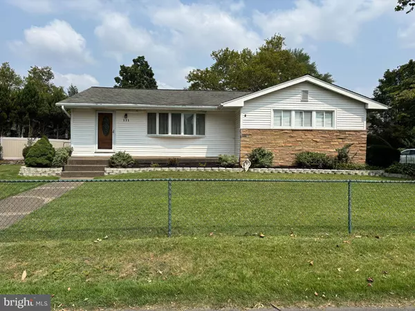 111 TEMPLE BLVD, Palmyra, NJ 08065