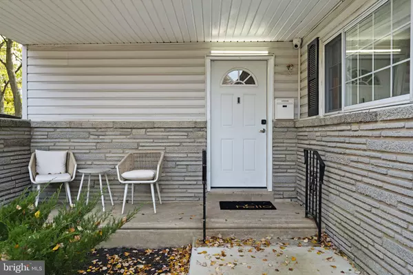 328 BROWNING LN, Cherry Hill, NJ 08003