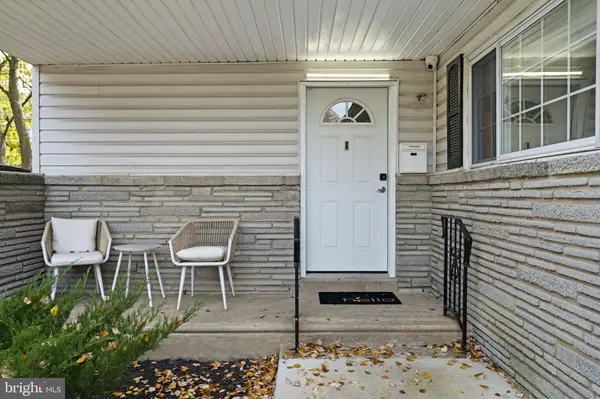 328 BROWNING LN, Cherry Hill, NJ 08003