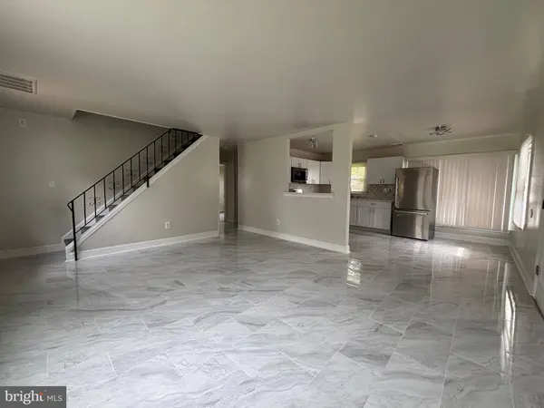35 BLUEBERRY LN, Willingboro, NJ 08046
