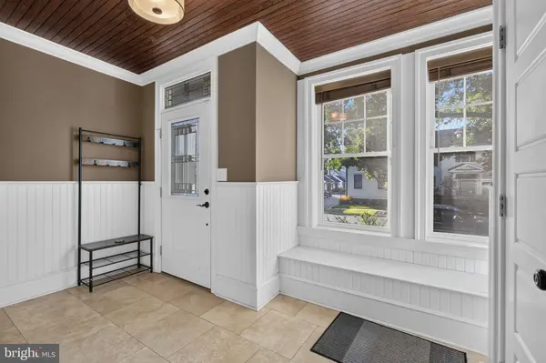 21 E REDMAN AVE, Haddonfield, NJ 08033
