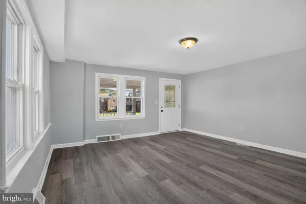 3700 W 9TH ST #A, Marcus Hook, PA 19061