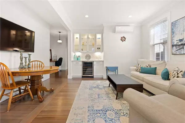 23 Mann AVE #4, Newport, RI 02840