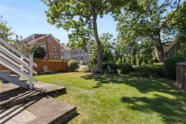 23 Mann AVE #4, Newport, RI 02840