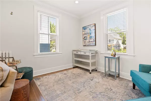 23 Mann AVE #4, Newport, RI 02840