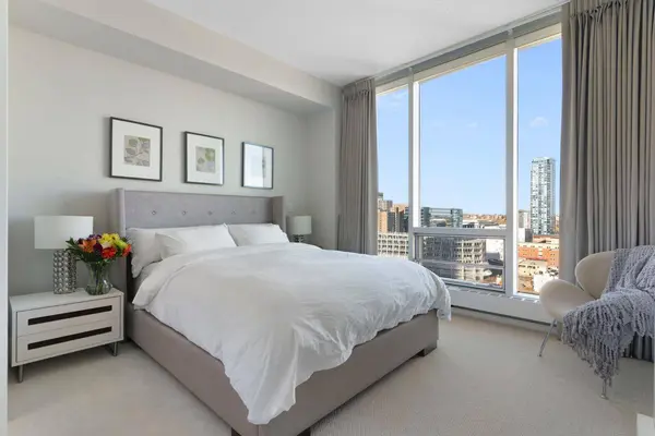 433 11 AVE SE #1601, Calgary, AB T2G 0C7