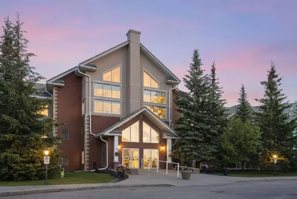 6868 Sierra Morena BLVD SW #310, Calgary, AB T3H 3R6