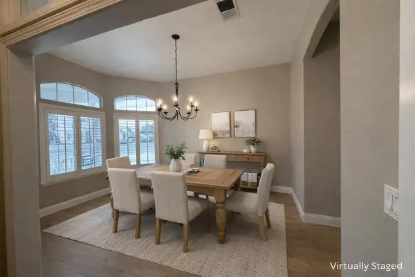 5222 W Lark W Court, Visalia, CA 93291