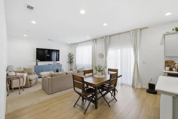 1202 W Prescott Avenue, Visalia, CA 93291