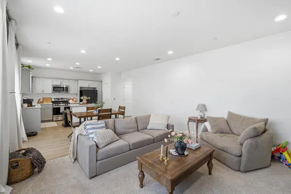 1202 W Prescott Avenue, Visalia, CA 93291