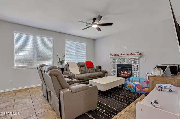 2416 PLAYA POINT, El Paso, TX 79938