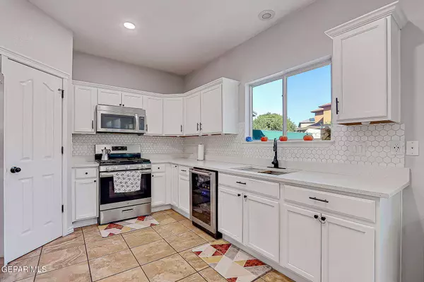 2416 PLAYA POINT, El Paso, TX 79938