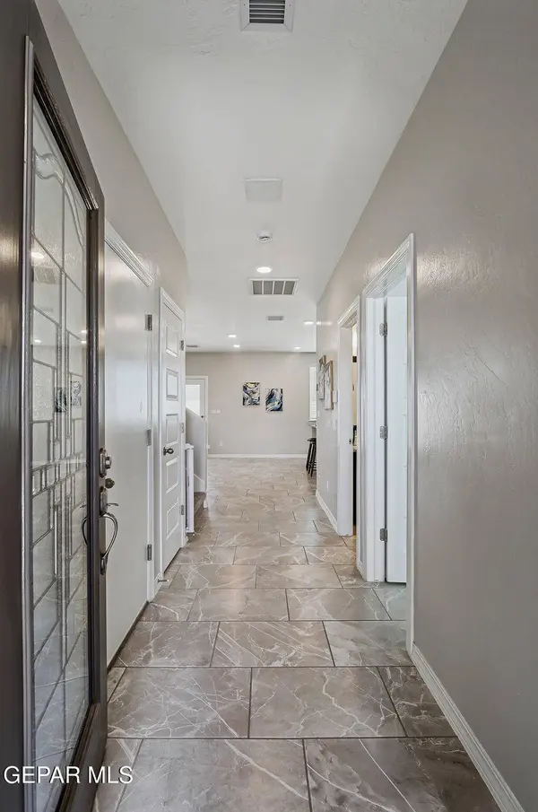 12813 Star Gaze AVE, El Paso, TX 79928