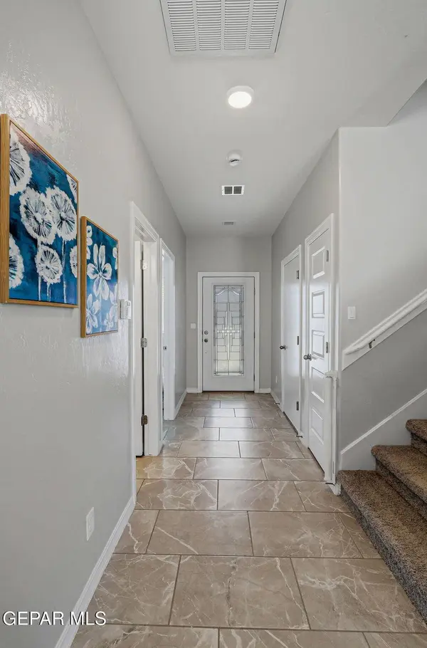 12813 Star Gaze AVE, El Paso, TX 79928