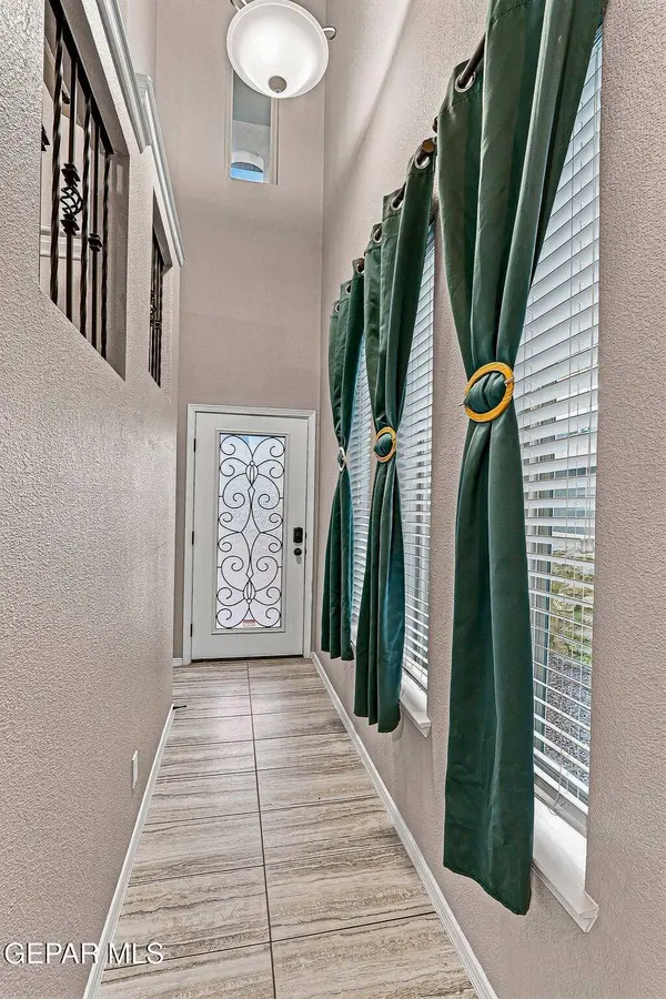 13236 EMERALD ISLE ST, El Paso, TX 79928