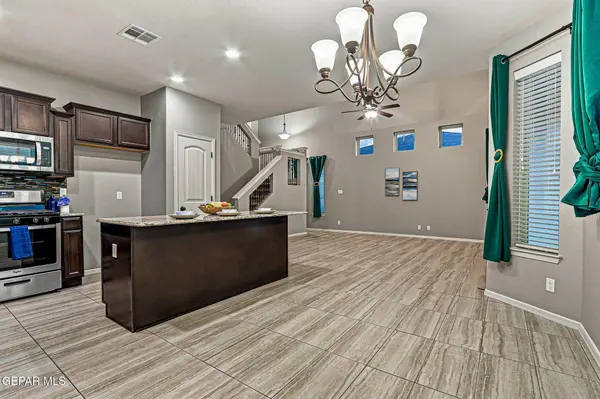 13236 EMERALD ISLE ST, El Paso, TX 79928