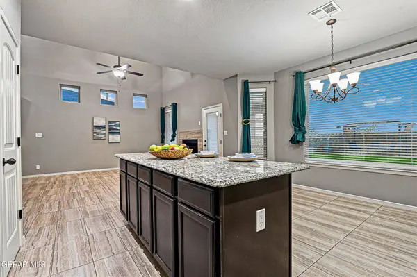 13236 EMERALD ISLE ST, El Paso, TX 79928