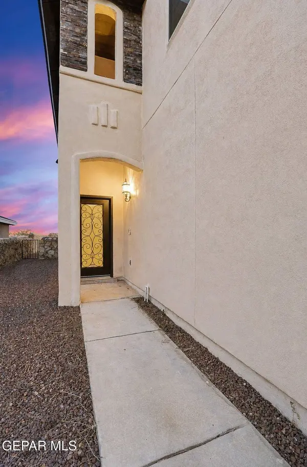 13236 EMERALD ISLE ST, El Paso, TX 79928