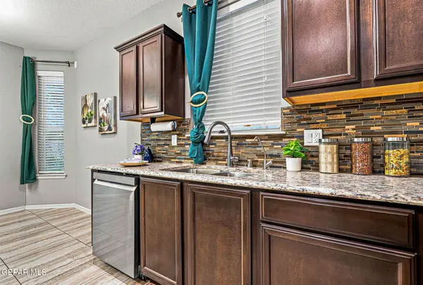 13236 EMERALD ISLE ST, El Paso, TX 79928