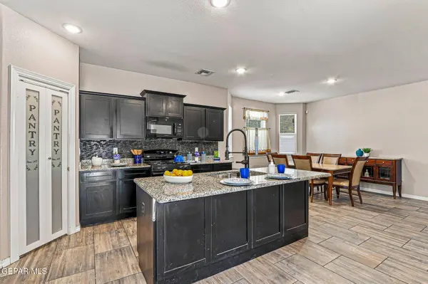 2156 THOMAS LACKLAND ST, El Paso, TX 79938