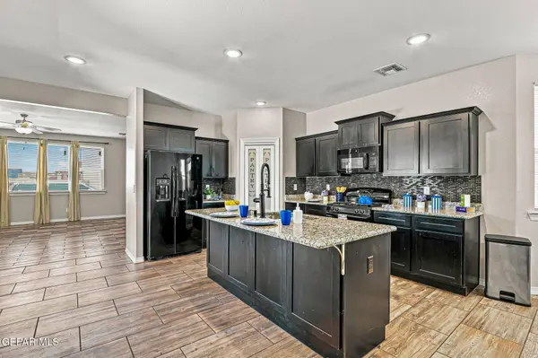 2156 THOMAS LACKLAND ST, El Paso, TX 79938