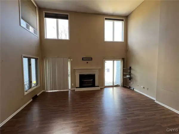 1252 James ST, Syracuse, NY 13203