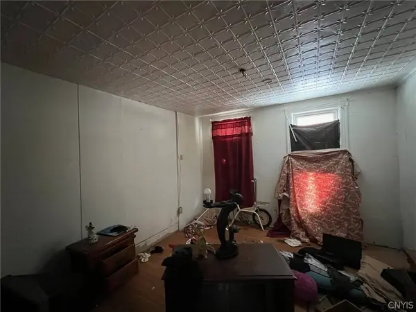 1409 Miller ST, Utica, NY 13501