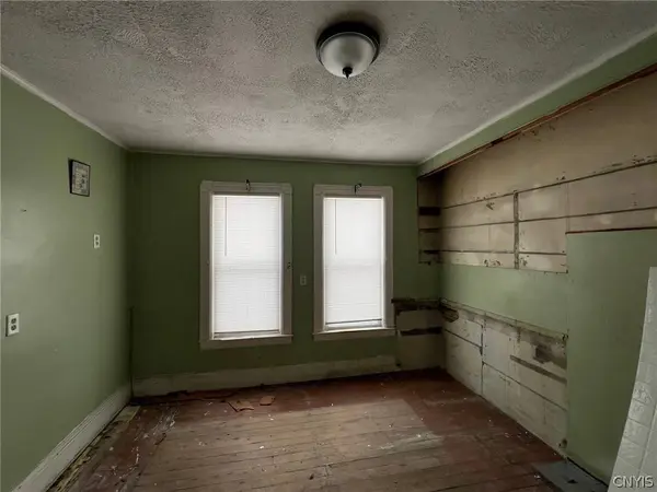 1409 Miller ST, Utica, NY 13501