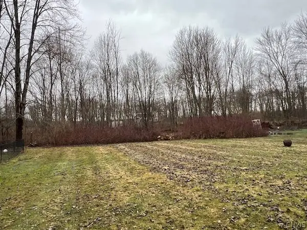 7167 Fremont RD, East Syracuse, NY 13057