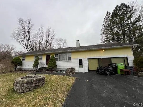 7167 Fremont RD, East Syracuse, NY 13057