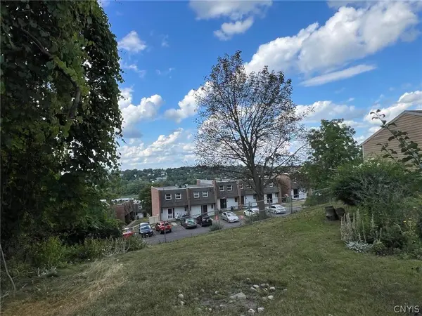 649 Hazelwood AVE, Syracuse, NY 13224