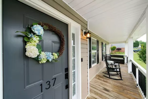 137 Cambridge Pointe, Villa Rica, GA 30180