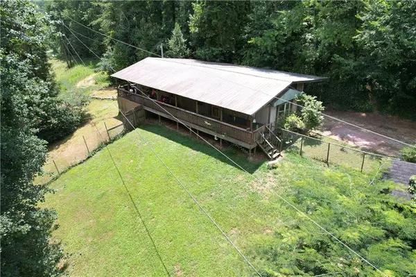 910 Brewster Field RD, Cedartown, GA 30125