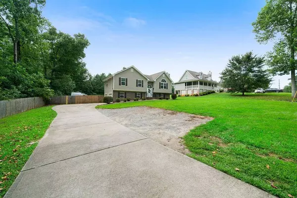 1394 Rainey RD, Temple, GA 30179