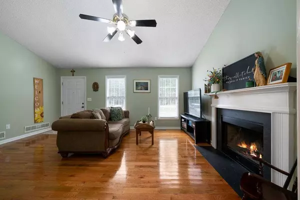 135 Clyde Cole RD, Dallas, GA 30157