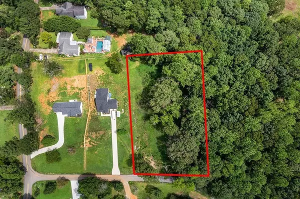 51 Old Teal RD, Hiram, GA 30141