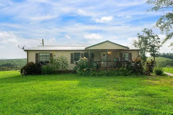 339 Cavender LN, Bowdon, GA 30108