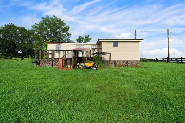 339 Cavender LN, Bowdon, GA 30108