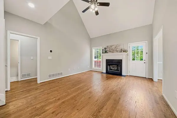 106 Chadwick PL, Villa Rica, GA 30180