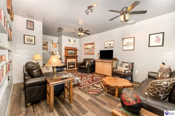 3186 Bardstown Road, Hodgenville, KY 42748