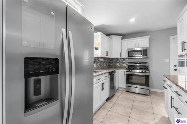 415 Deepwood Drive, Elizabethtown, KY 42701