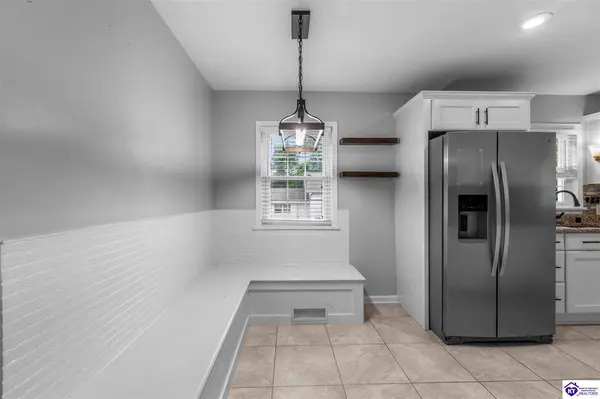 415 Deepwood Drive, Elizabethtown, KY 42701