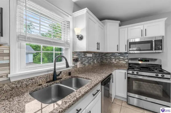 415 Deepwood Drive, Elizabethtown, KY 42701