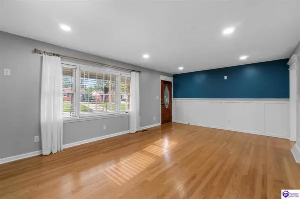 415 Deepwood Drive, Elizabethtown, KY 42701