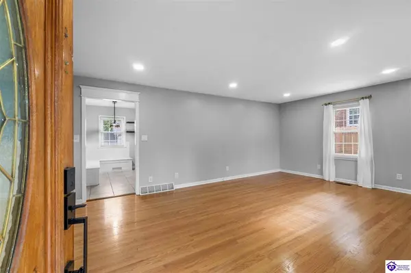 415 Deepwood Drive, Elizabethtown, KY 42701