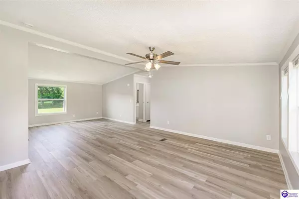 14411 Hardinsburg Road, Cecilia, KY 42724