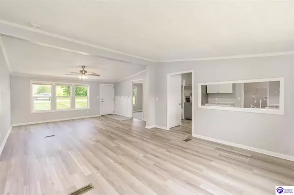 14411 Hardinsburg Road, Cecilia, KY 42724