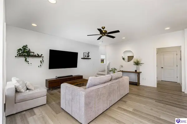 728 Timber Lane, Elizabethtown, KY 42700-1