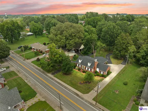 602 Lebanon Avenue, Campbellsville, KY 42718