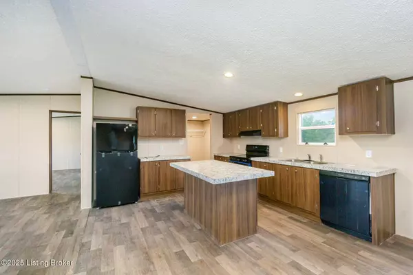 187 Silver Stone Lane, Hardinsburg, KY 40143